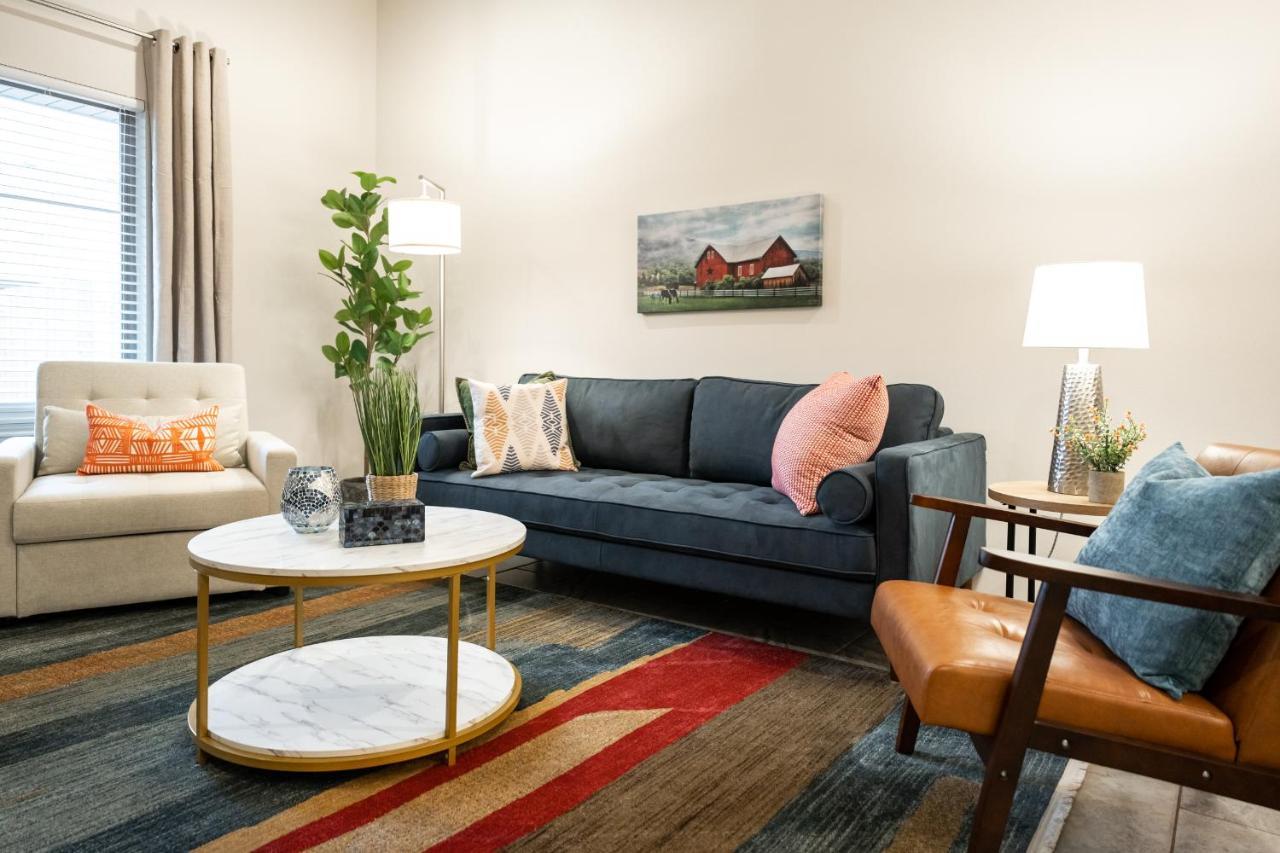 Luxury Lubbock Home Retreat Near Texas Tech ภายนอก รูปภาพ