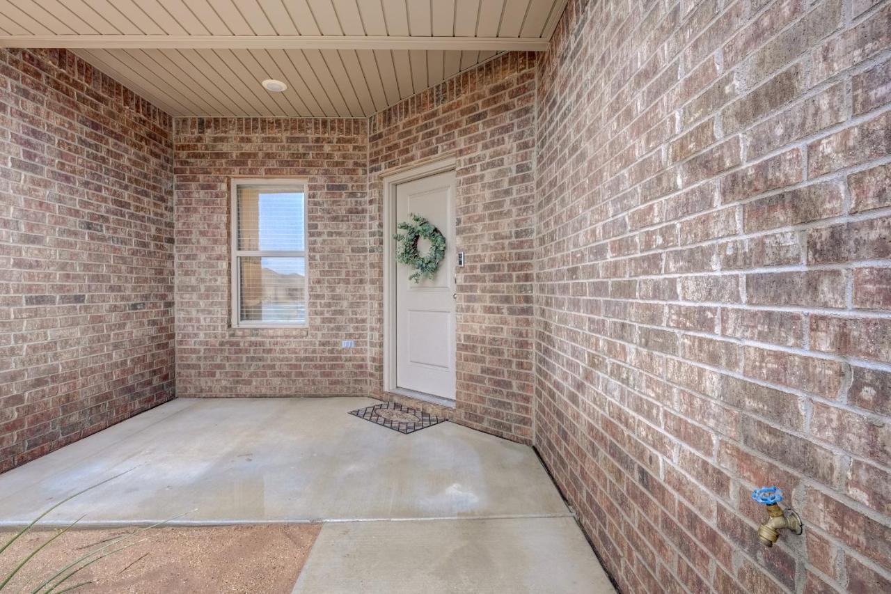 Luxury Lubbock Home Retreat Near Texas Tech ภายนอก รูปภาพ