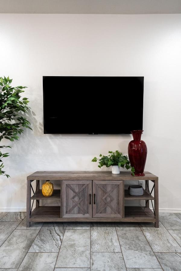 Luxury Lubbock Home Retreat Near Texas Tech ภายนอก รูปภาพ
